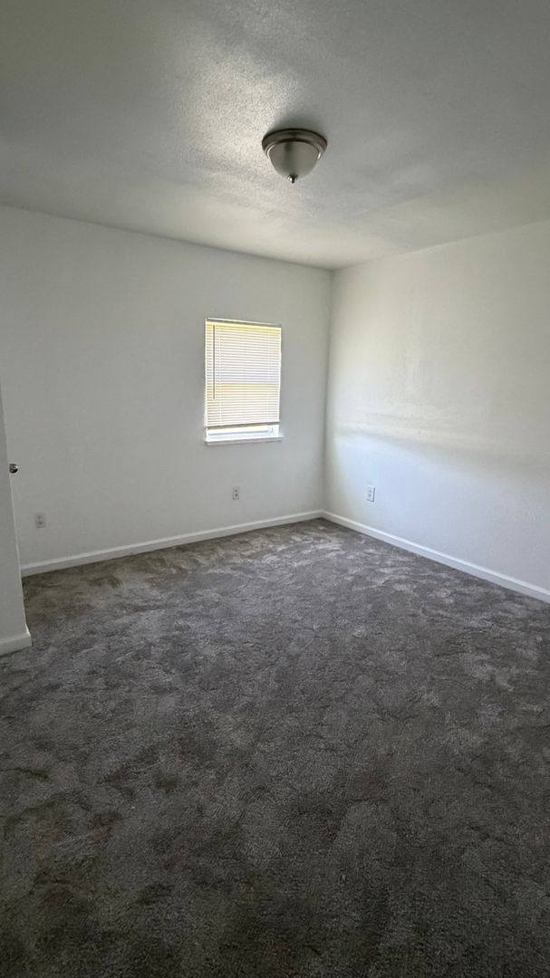 House for rent at 8705 Old Agnus Rd, Weatherford, TX 76088