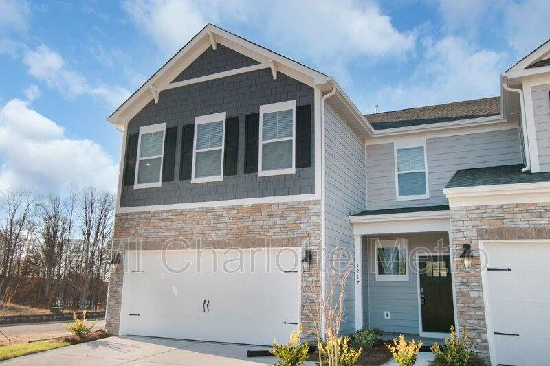 Townhouse for rent at 4217 Steel Way, Sherrills Ford, NC 28673