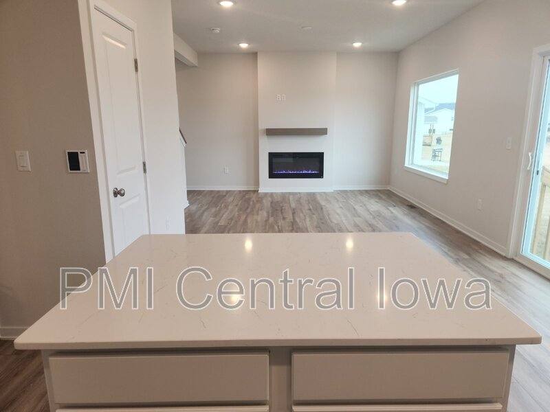 House for rent at 2940 Lund St, Norwalk, IA 50211