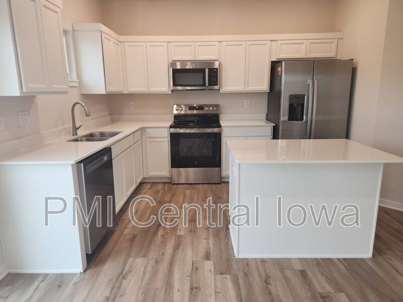 House for rent at 2940 Lund St, Norwalk, IA 50211