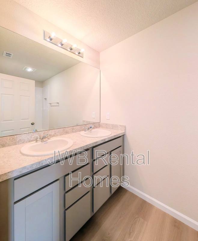 House for rent at 9221 8th Ave, Jacksonville, FL 32208