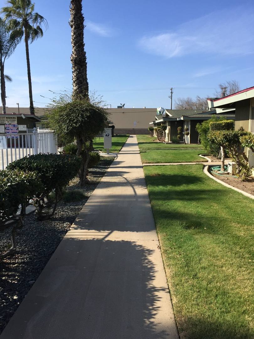 Apartment for rent at 2701 Macdougal St, Modesto, CA 95350