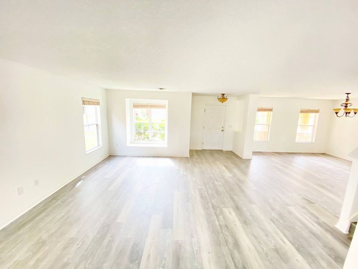 House for rent at 13631 Phoenix Dr, Orlando, FL 32828