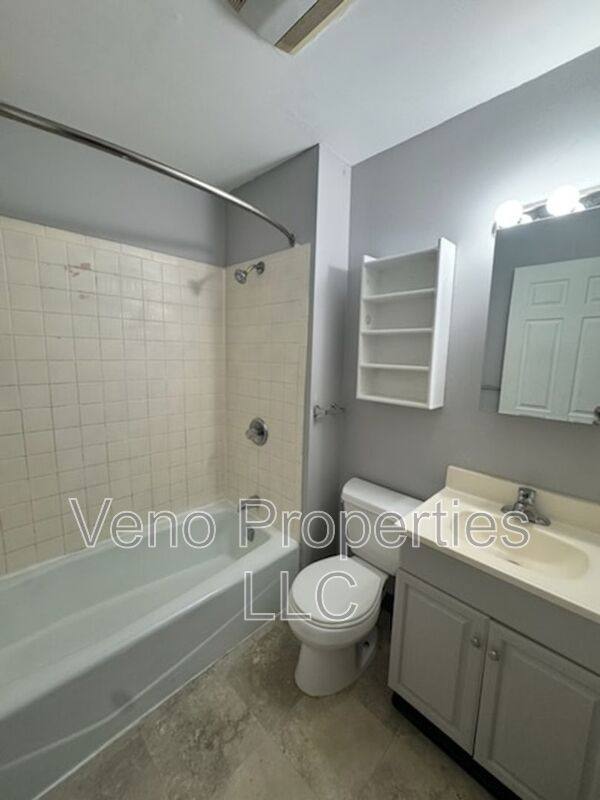 Apartment for rent at 293 Hudson Ave #1, Albany, NY 12210