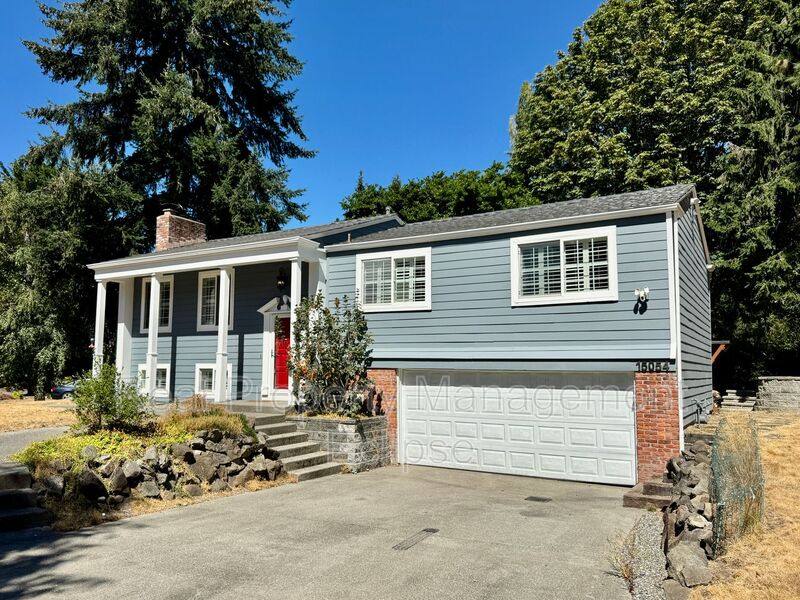 House for rent at 15054 SE Fairwood Blvd, Renton, WA 98058