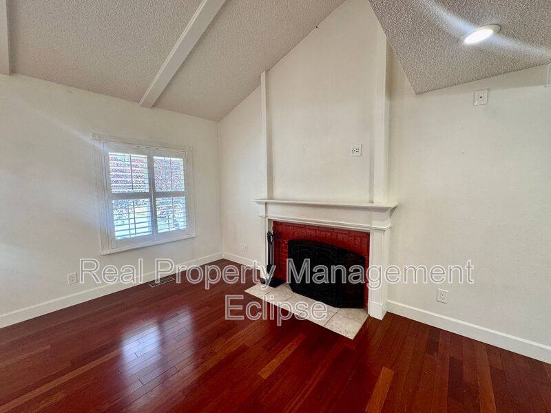 House for rent at 15054 SE Fairwood Blvd, Renton, WA 98058
