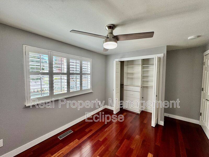 House for rent at 15054 SE Fairwood Blvd, Renton, WA 98058