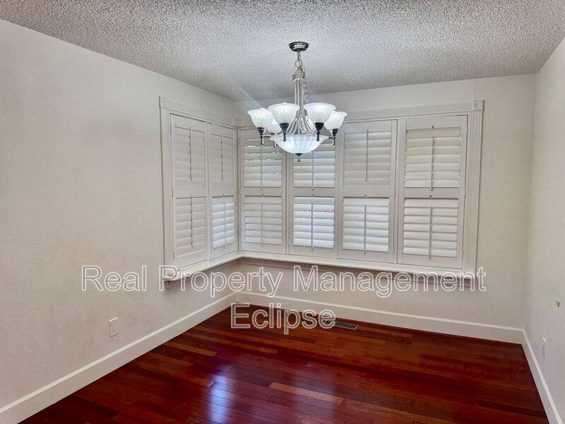 House for rent at 15054 SE Fairwood Blvd, Renton, WA 98058