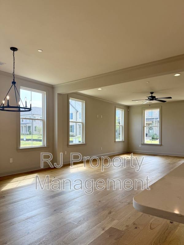 Townhouse for rent at 924 Aldwick Dr, Collierville, TN 38017
