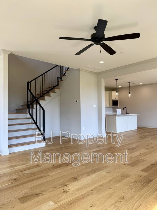 Townhouse for rent at 924 Aldwick Dr, Collierville, TN 38017