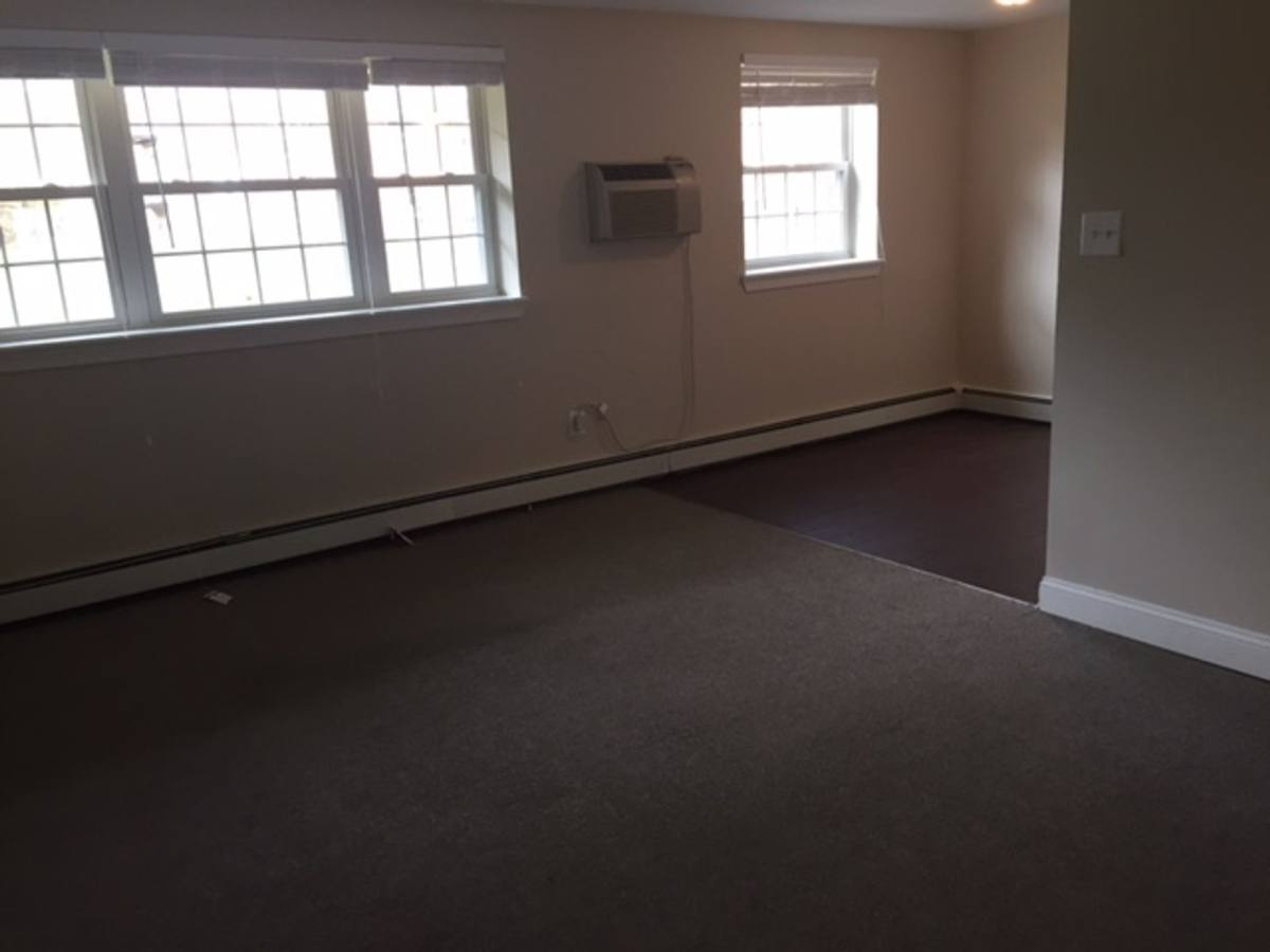 Apartment for rent at 506 S White Horse Pike #C107, Stratford, NJ 08084