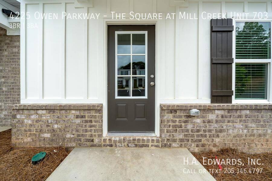 Townhouse for rent at 4225 Owen Parkway, Northport, AL 35475