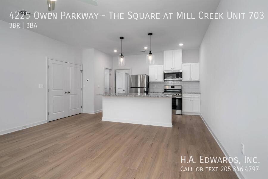 Townhouse for rent at 4225 Owen Parkway, Northport, AL 35475