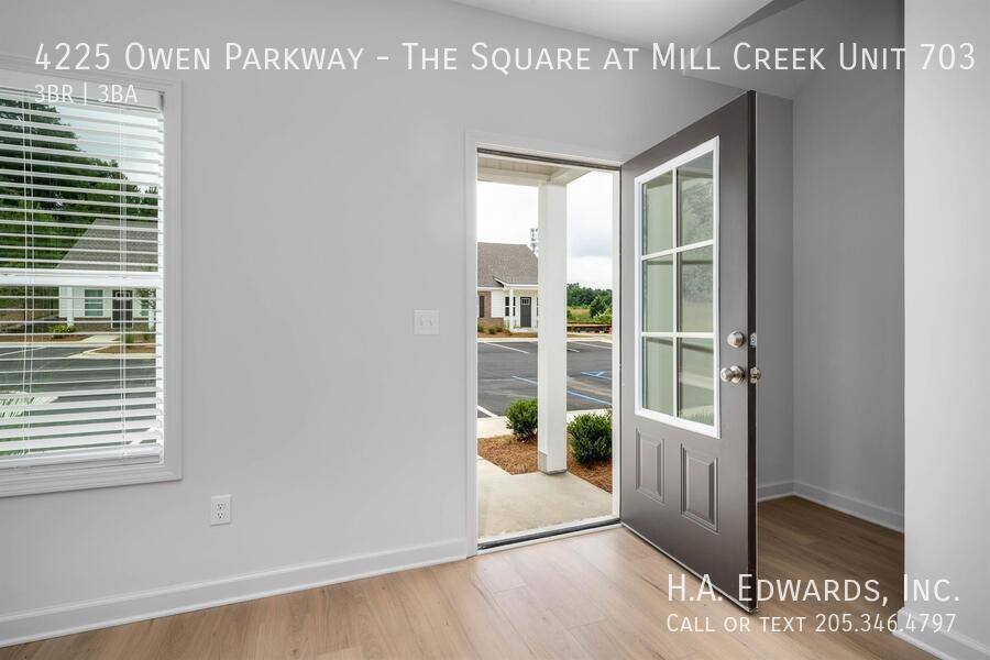 Townhouse for rent at 4225 Owen Parkway, Northport, AL 35475