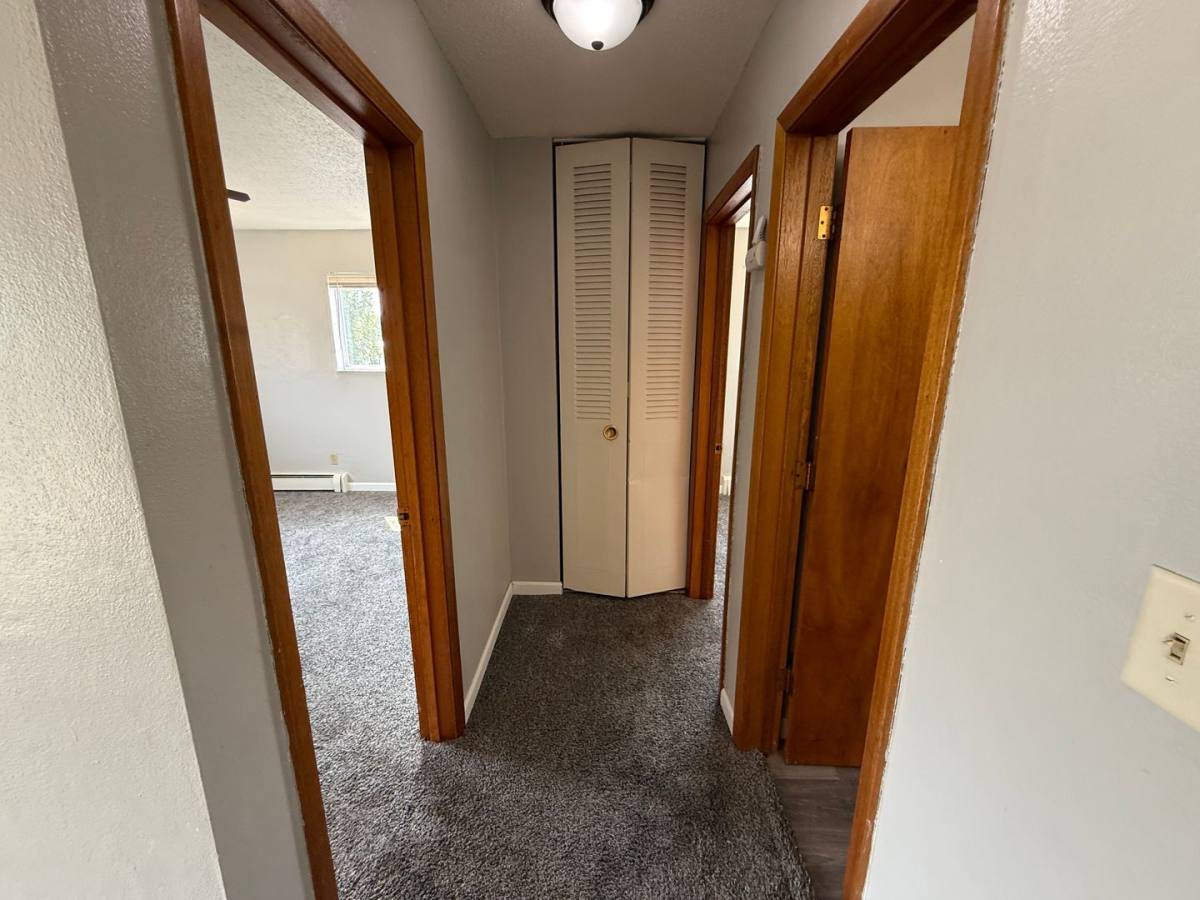 Apartment for rent at 118 E Phillip Ave, Norfolk, NE 68701