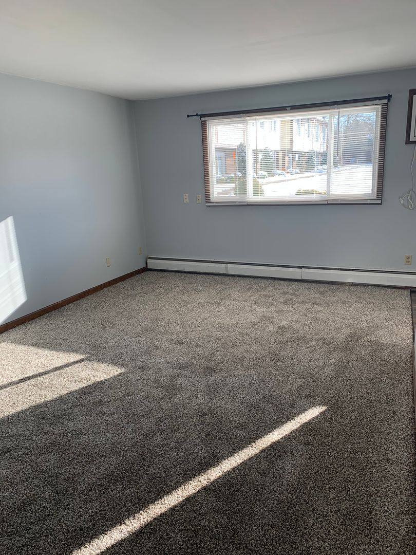 Apartment for rent at 11 Tudor Lane, Lockport, NY 14094