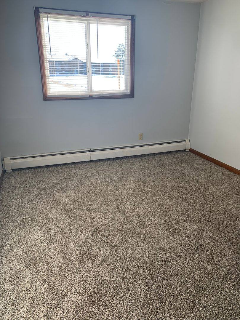 Apartment for rent at 11 Tudor Lane, Lockport, NY 14094
