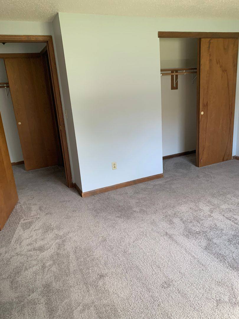 Apartment for rent at 1 Tudor Lane, Lockport, NY 14094