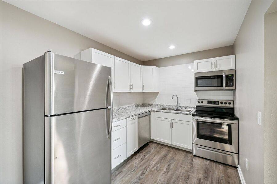 Apartment for rent at 4060 Royer Rd, Toledo, OH 43623