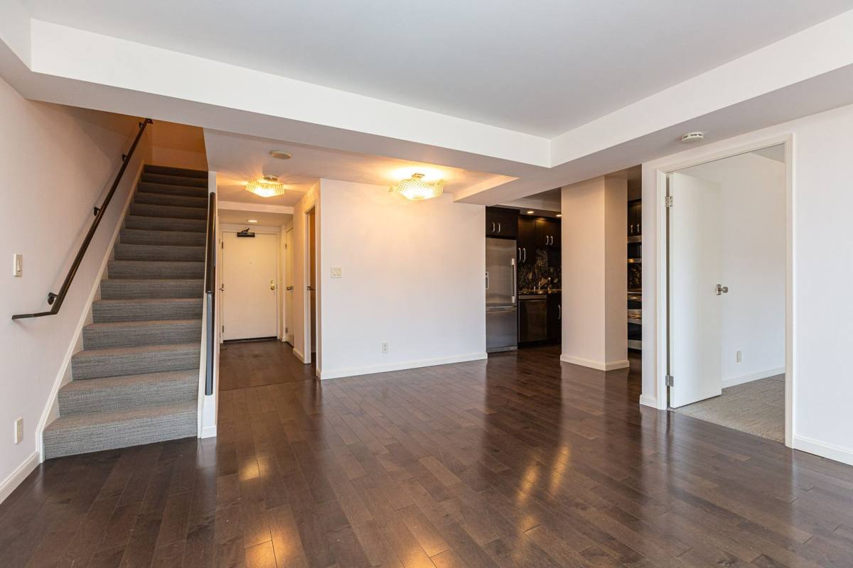 Condo for rent at 1177 California St, San Francisco, CA 94108