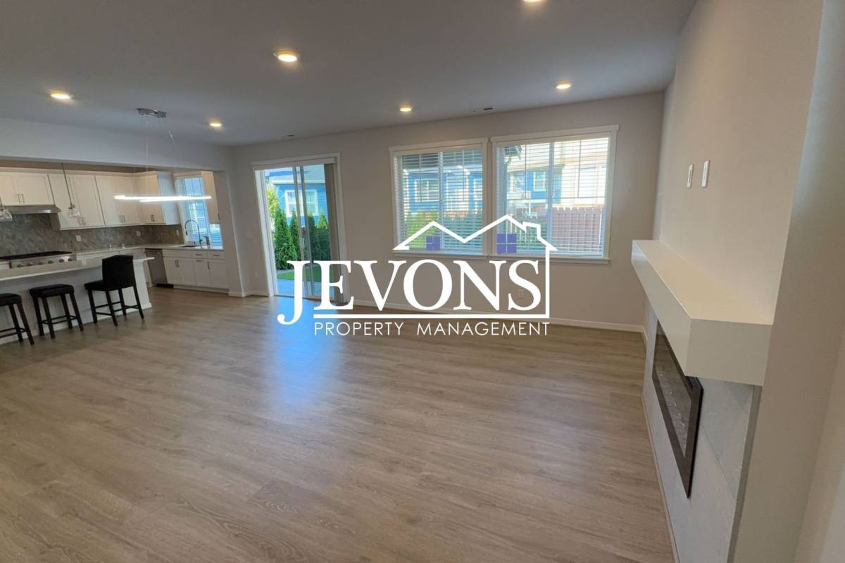 House for rent at 1703 14th Place NE, Issaquah, WA 98029