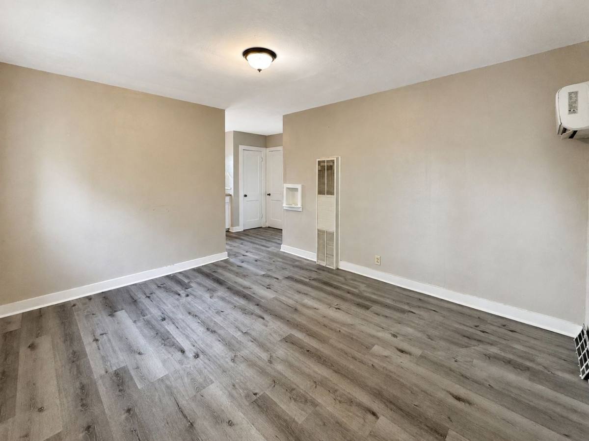 Apartment for rent at 554 Water St, Batesville, AR 72501