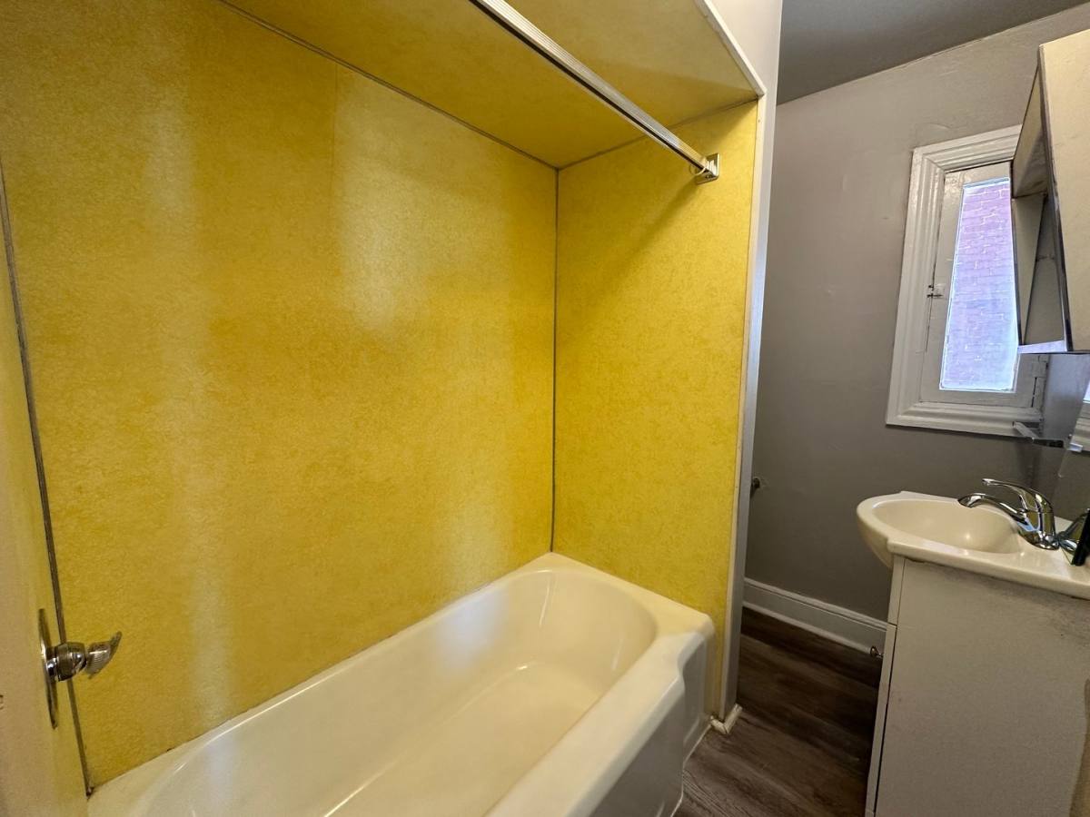 Apartment for rent at 324 Old 9th St, Lebanon, PA 17046