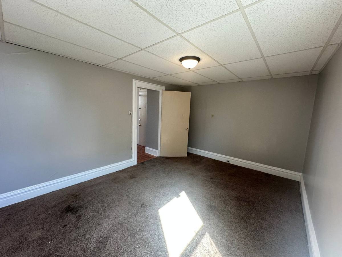 Apartment for rent at 324 Old 9th St, Lebanon, PA 17046