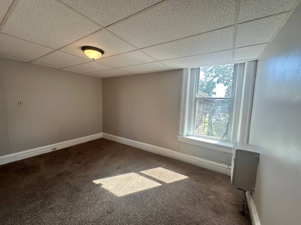 Apartment for rent at 324 Old 9th St, Lebanon, PA 17046