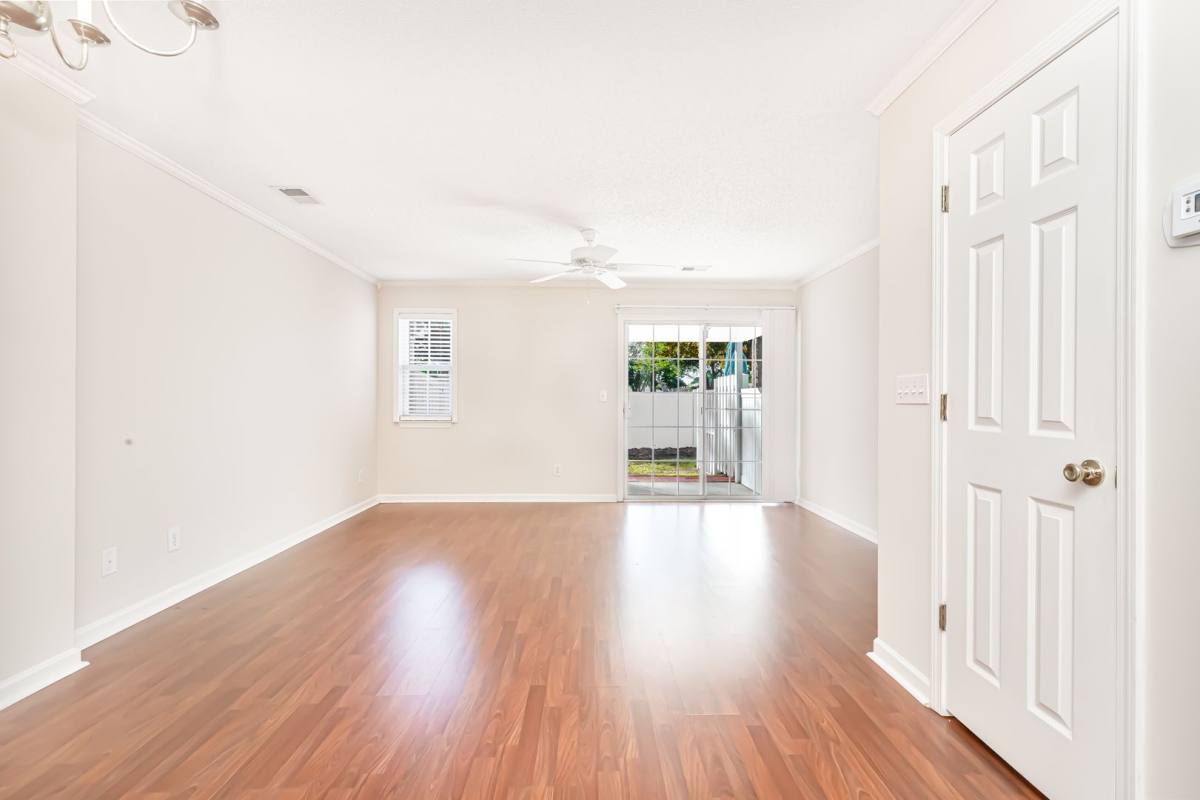 Townhouse for rent at 3555 Crepe Myrtle Court, Myrtle Beach, SC 29577