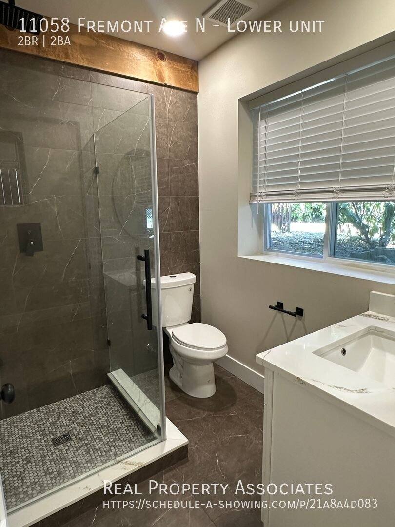 House for rent at 11058 Fremont Ave N, Lower Unit, Seattle, WA 98133