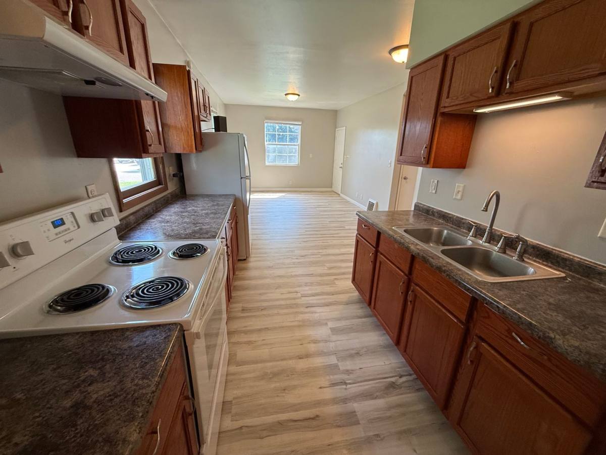 Apartment for rent at 106 W Phillip Ave, Norfolk, NE 68701