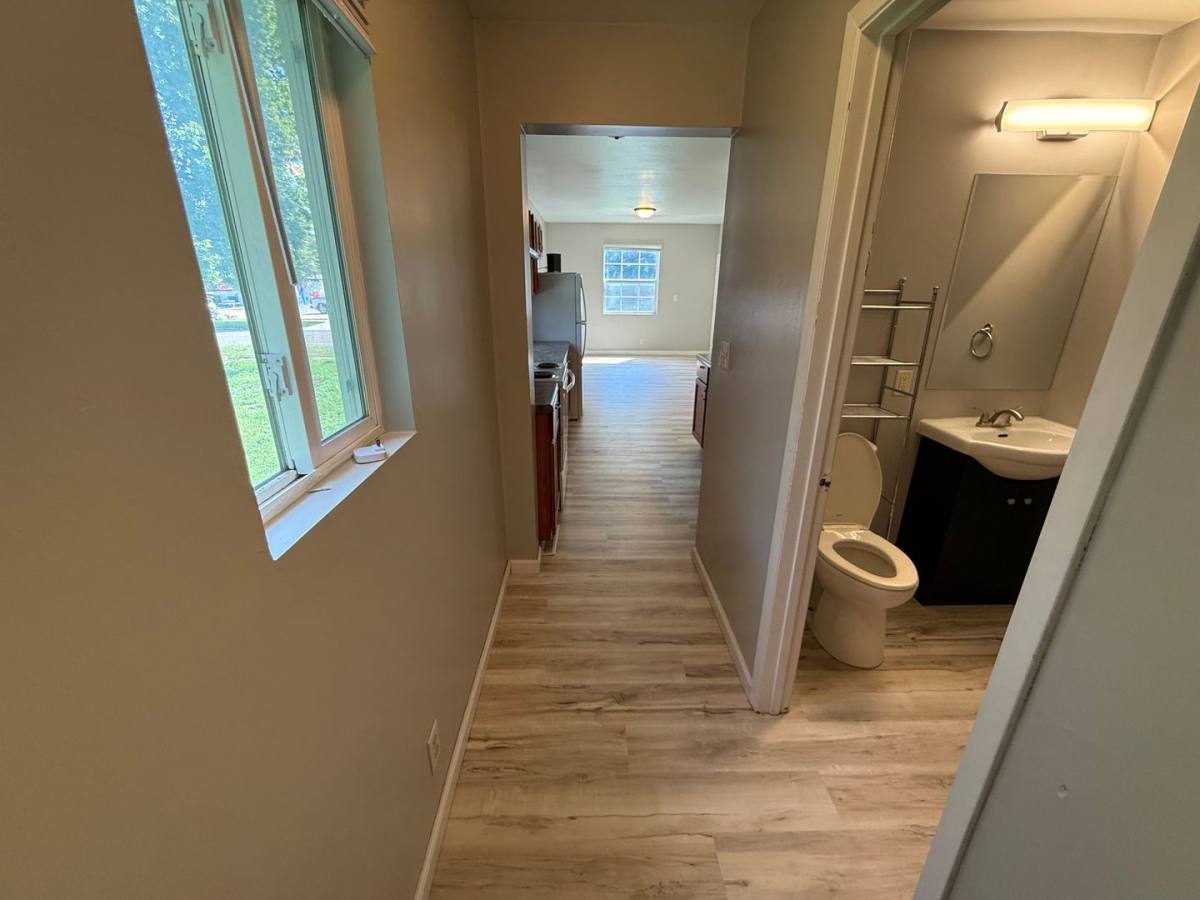 Apartment for rent at 106 W Phillip Ave, Norfolk, NE 68701
