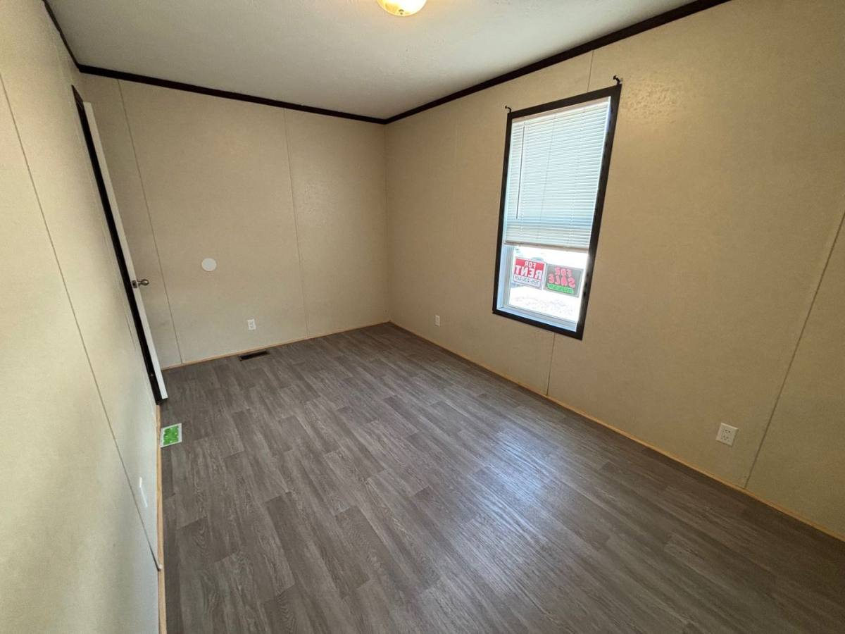 Apartment for rent at 917 N 13th St, Salina, KS 67401