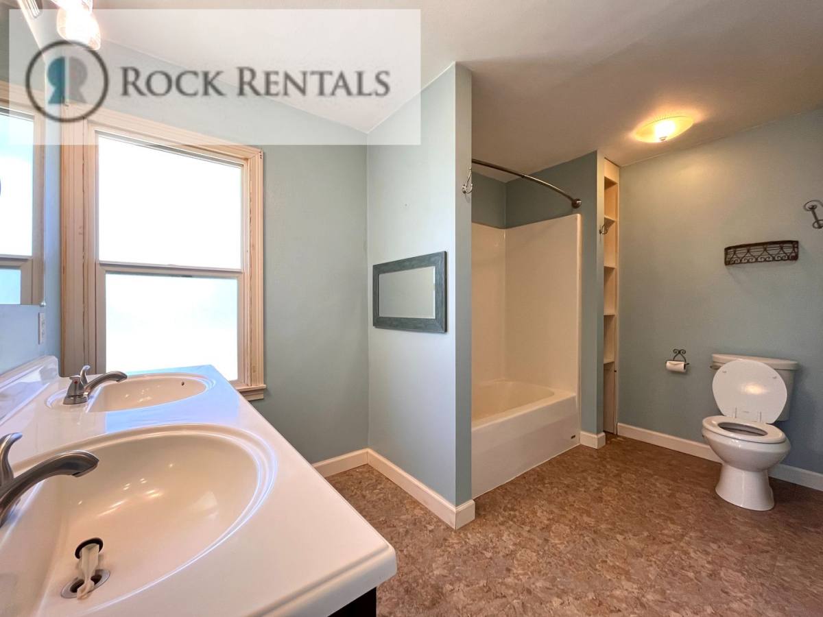 House for rent at 2007 N Harrison, Hutchinson, KS 67502