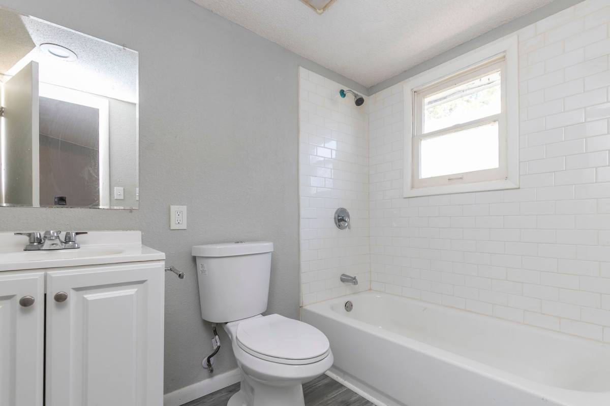 House for rent at 1415 Spruce St, Leavenworth, KS 66048
