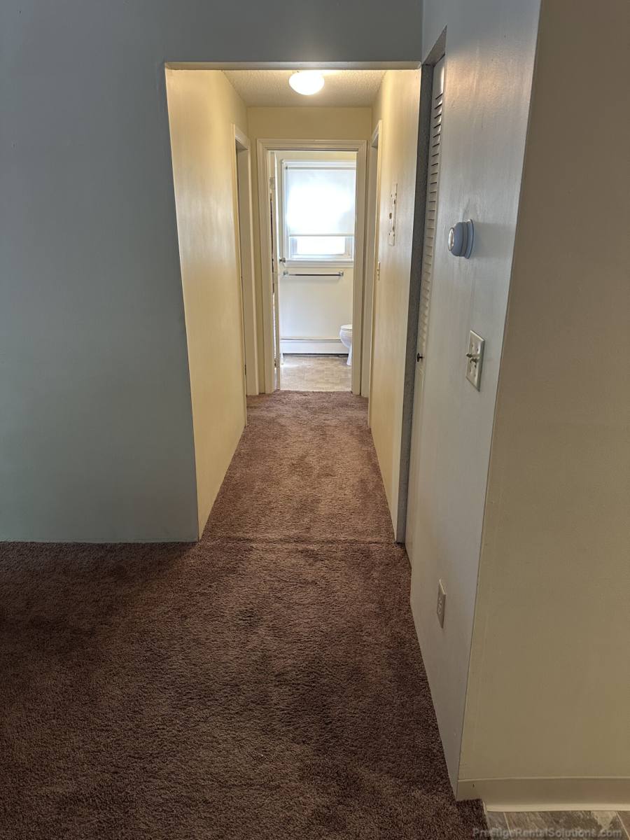 Apartment for rent at 73A Manchester St #8, Leominster, MA 01453