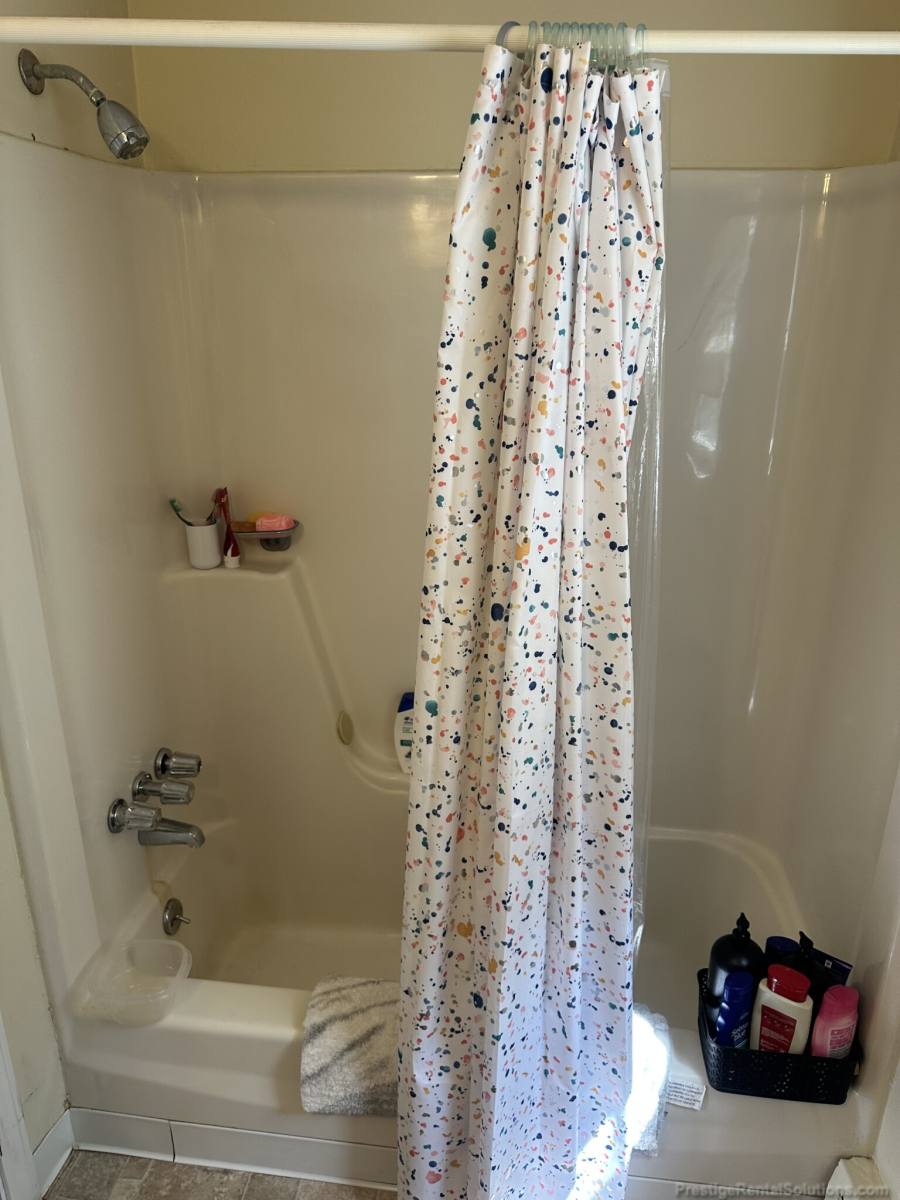 Apartment for rent at 73A Manchester St #8, Leominster, MA 01453