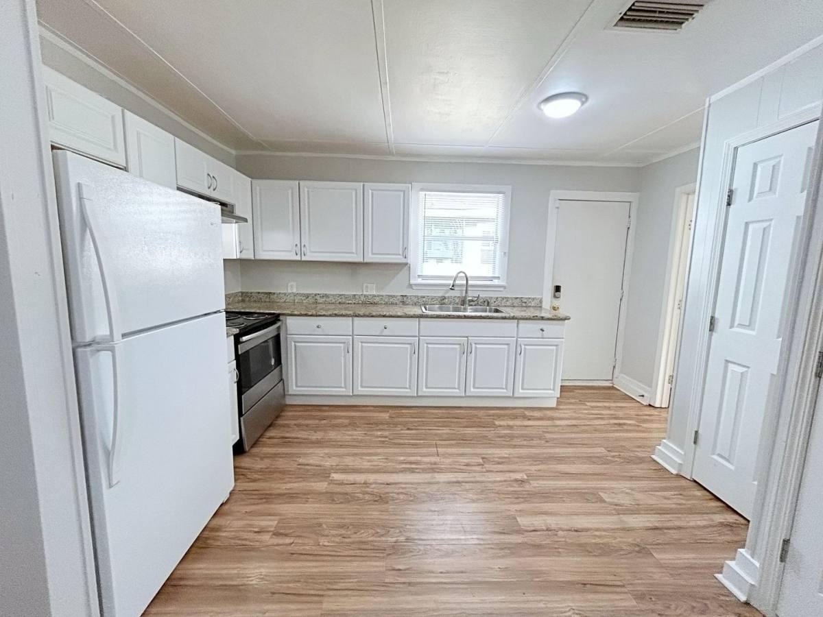 House for rent at 317 Glenmore Ave, Baton Rouge, LA 70806