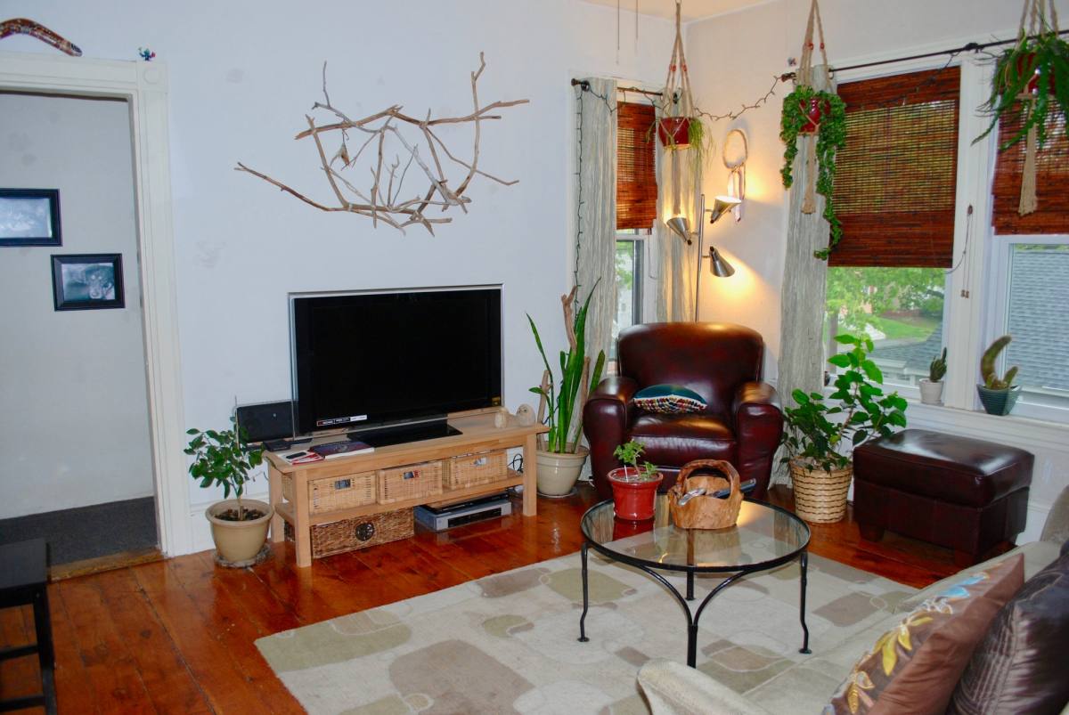 Apartment for rent at 322 Merrimac St #324-2, Newburyport, MA 01950
