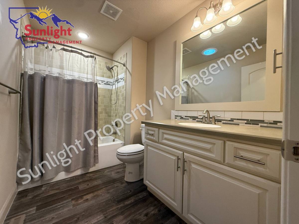 Townhouse for rent at 301 W 1st St #4, Laurel, MT 59044