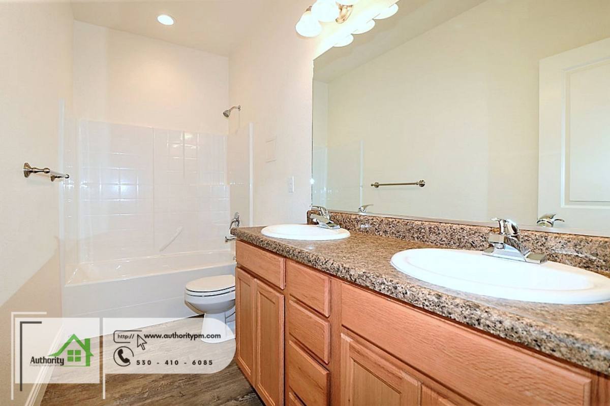 Apartment for rent at 2530 Rainbow Lane #A, Redding, CA 96002
