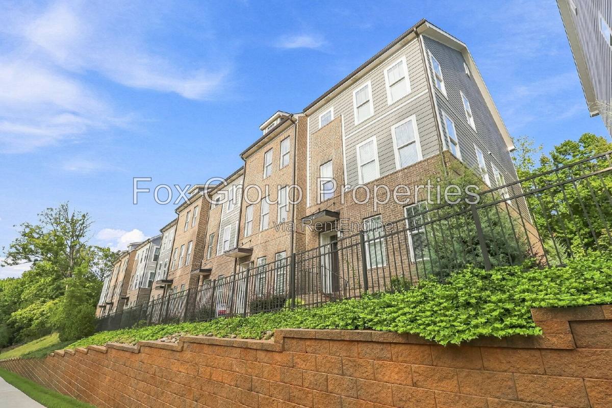 Townhouse for rent at 2145 Noble Townes Way, Charlotte, NC 28262