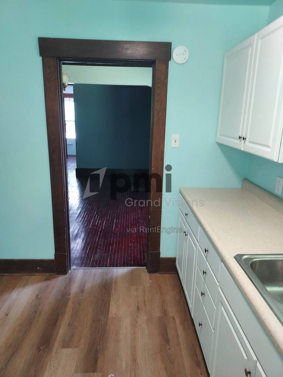 House for rent at 853 N College St, Decatur, IL 62522