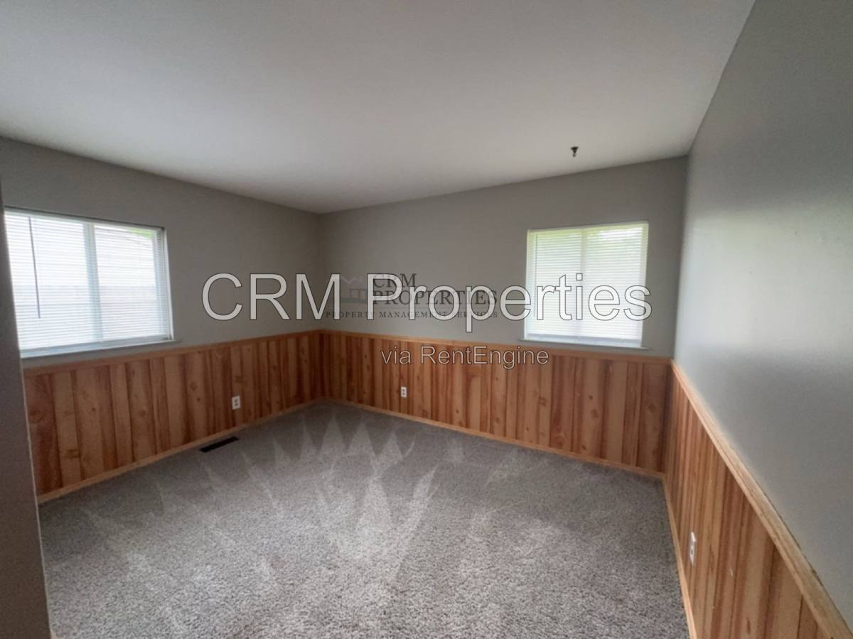 House for rent at 212 Southlea Dr, Kokomo, IN 46902