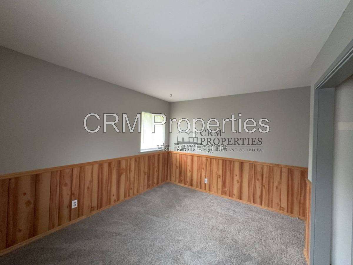 House for rent at 212 Southlea Dr, Kokomo, IN 46902