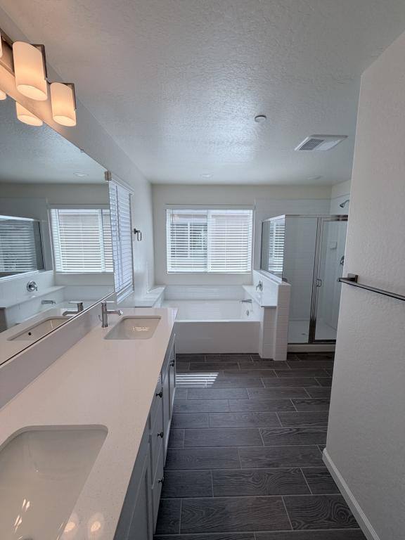 House for rent at 1490 Woodhill Lane, Clovis, CA 93619