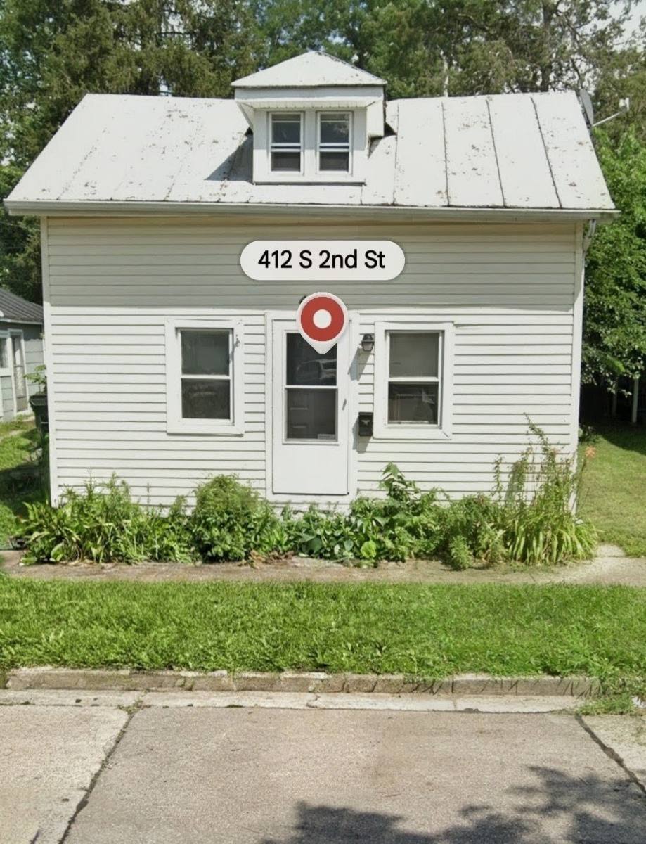 House for rent at 412 S 2nd St, Miamisburg, OH 45342
