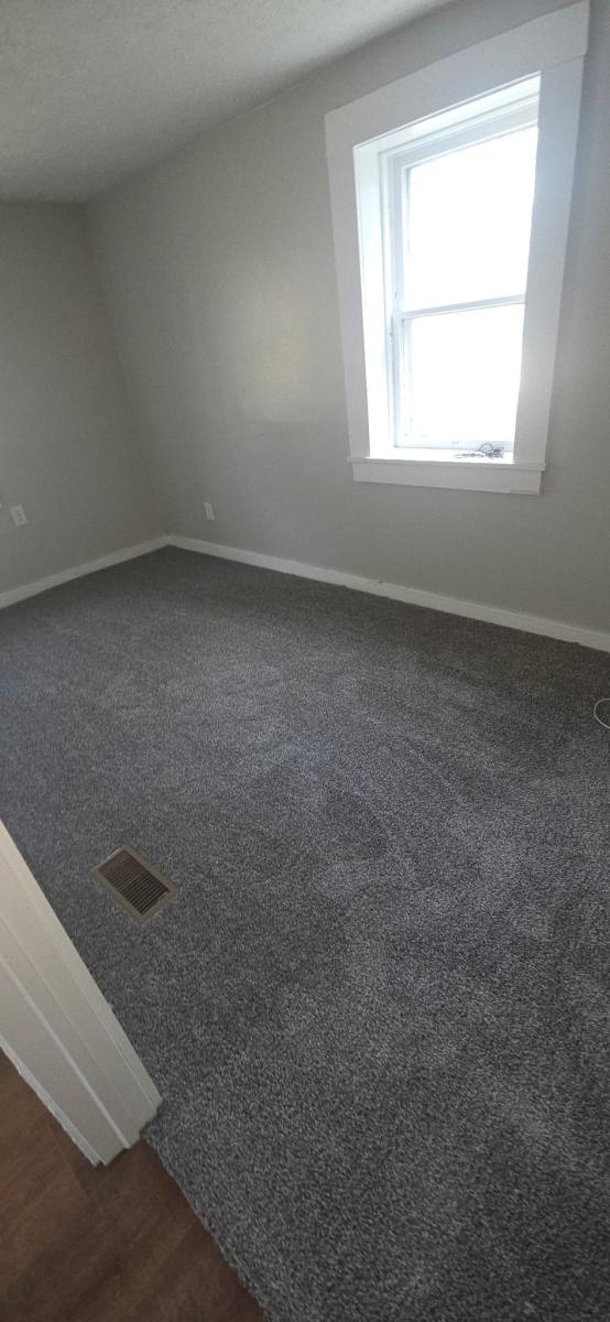 House for rent at 412 S 2nd St, Miamisburg, OH 45342