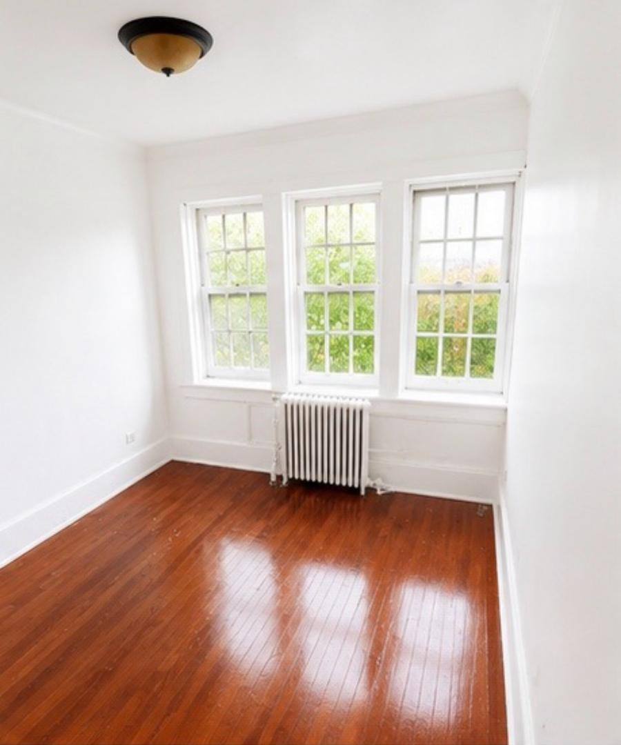 Apartment for rent at 1393 W Sylvania Ave #4A, Toledo, OH 43612
